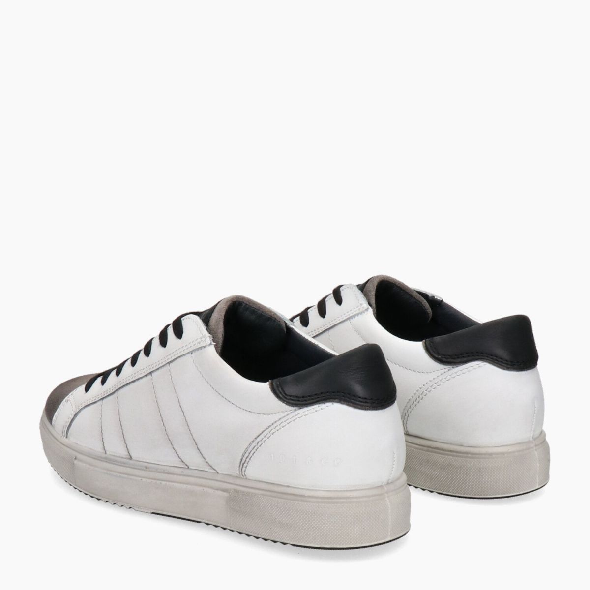 Sneakers Sacha